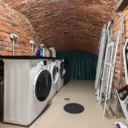 Old Town Ac Apartments Main Raiway Station Krakow Dış mekan fotoğraf