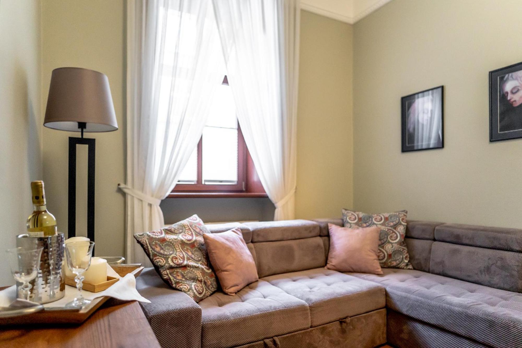Old Town Ac Apartments Main Raiway Station Krakow Dış mekan fotoğraf